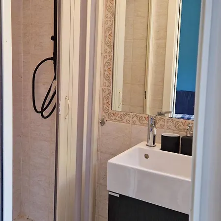 Апартаменты House In San Lorenzo Termini Рим